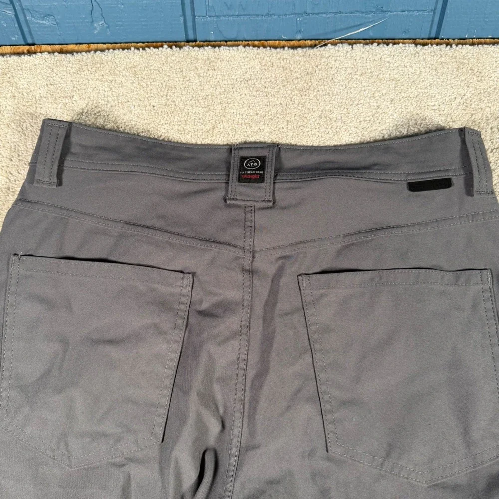 Wrangler ATG Pants Mens 32x30 Gray‎ All Terrain Gear Straight Leg Hiking Utility